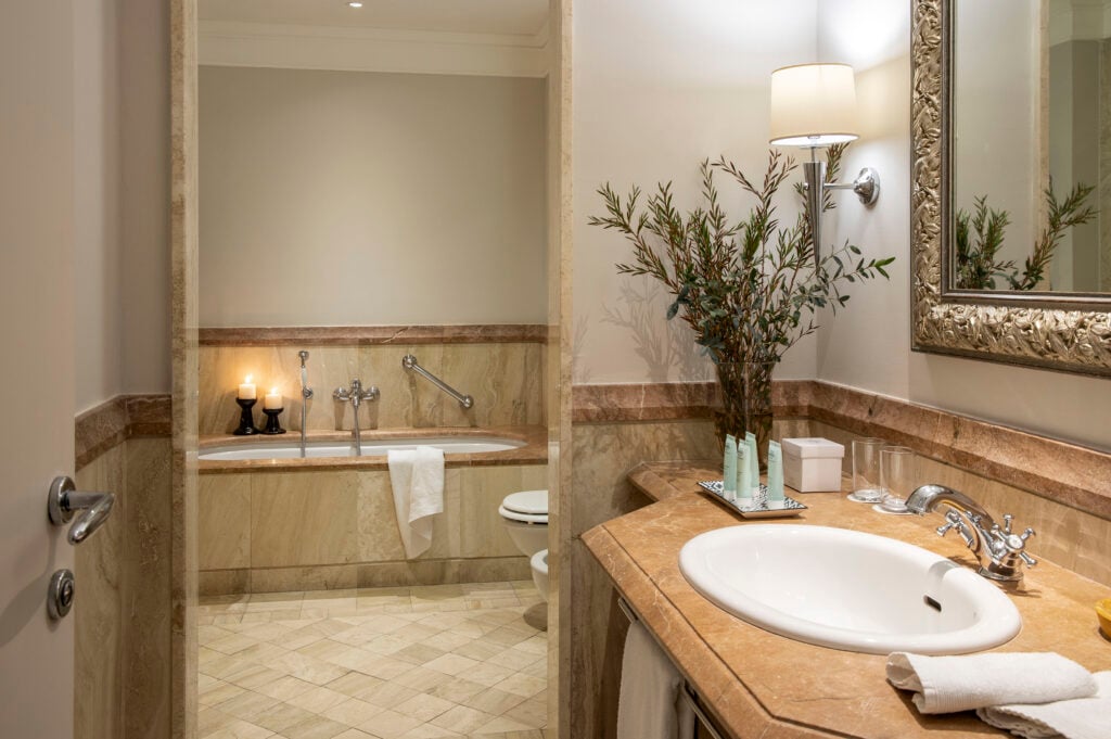 Garden Junior Suite (1)_press_HR